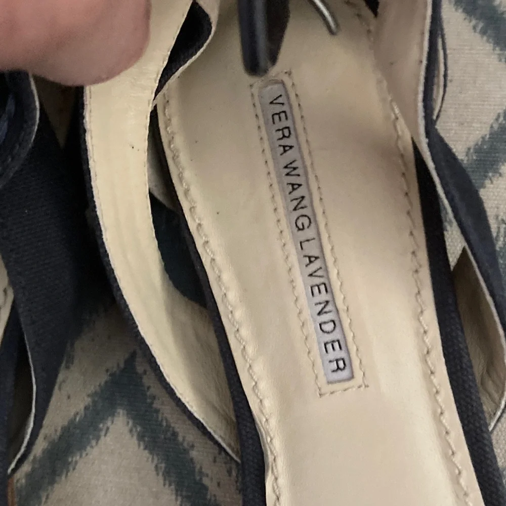 Vera Wang Lavender‎ Elegant Women's Sandals 10M